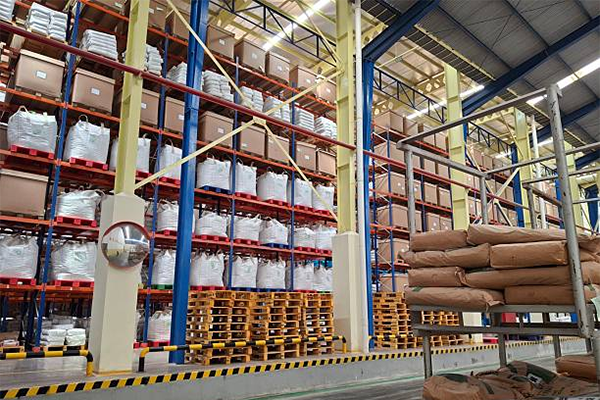 Logistics & Warehousing